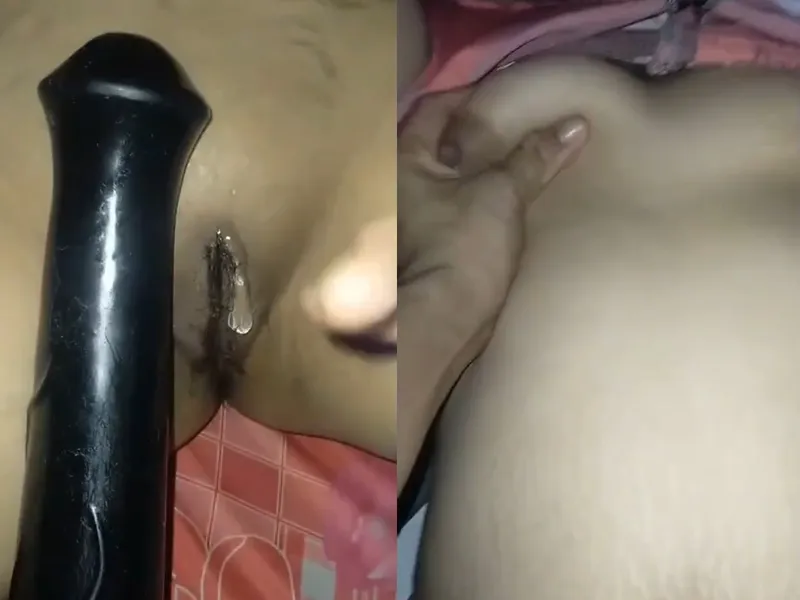Nhân tình xinh tươi vú đẹp lỗ lồn múp móc lồn bằng sextoy cực sướng